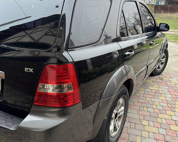 Чорний Кіа Соренто, об'ємом двигуна 3.3 л та пробігом 211 тис. км за 5750 $, фото 6 на Automoto.ua