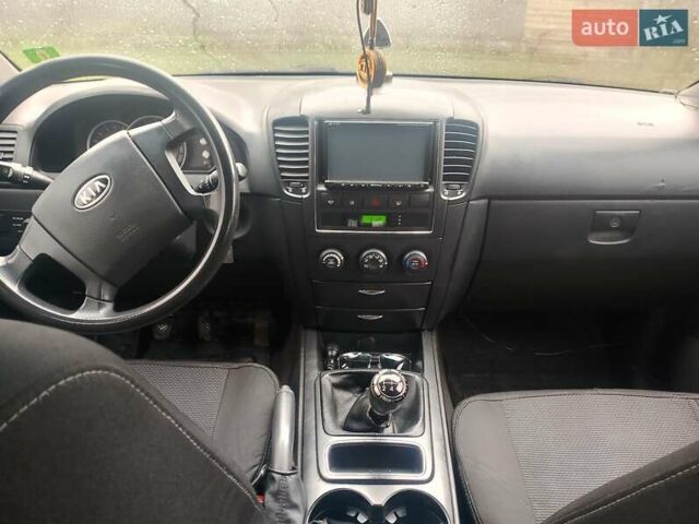 Киа Соренто 2008 в Верховине на Automoto.ua Черный Киа Соренто, объемом двигателя 2.5 л и пробегом 179 тыс. км за 6800 $, фото 4 на Automoto.ua