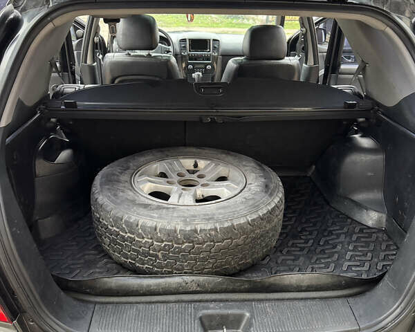 Чорний Кіа Соренто, об'ємом двигуна 3.3 л та пробігом 211 тис. км за 5750 $, фото 13 на Automoto.ua