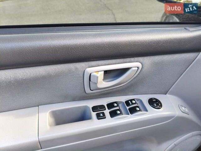 Киа Соренто 2008 в Кривом Роге на Automoto.ua Черный Киа Соренто, объемом двигателя 2.5 л и пробегом 279 тыс. км за 8400 $, фото 24 на Automoto.ua