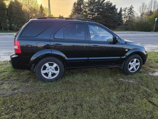 Черный Киа Соренто, объемом двигателя 2.5 л и пробегом 180 тыс. км за 1387 $, фото 1 на Automoto.ua