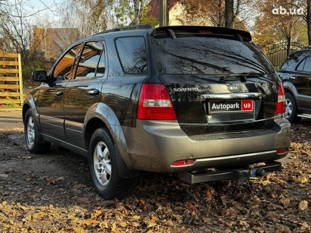 Черный Киа Соренто, объемом двигателя 2.5 л и пробегом 140 тыс. км за 8190 $, фото 8 на Automoto.ua