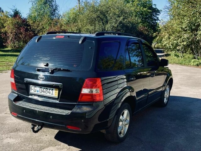 Чорний Кіа Соренто, об'ємом двигуна 2.5 л та пробігом 248 тис. км за 6000 $, фото 3 на Automoto.ua