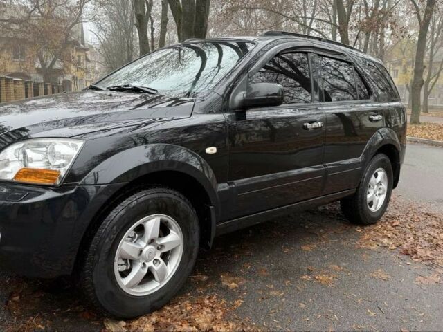 Черный Киа Соренто, объемом двигателя 2.5 л и пробегом 173 тыс. км за 9500 $, фото 6 на Automoto.ua