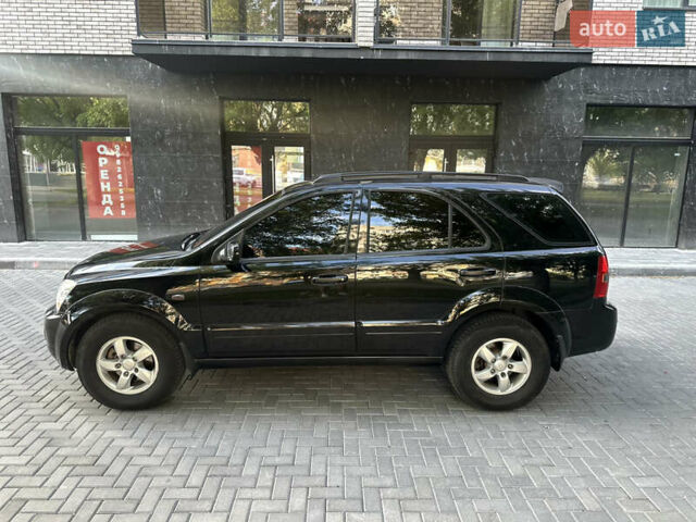 Чорний Кіа Соренто, об'ємом двигуна 2.5 л та пробігом 180 тис. км за 7600 $, фото 3 на Automoto.ua