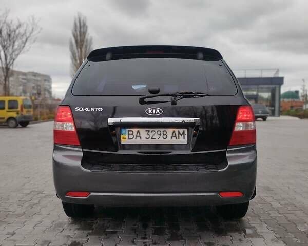 Черный Киа Соренто, объемом двигателя 2.5 л и пробегом 213 тыс. км за 8500 $, фото 4 на Automoto.ua