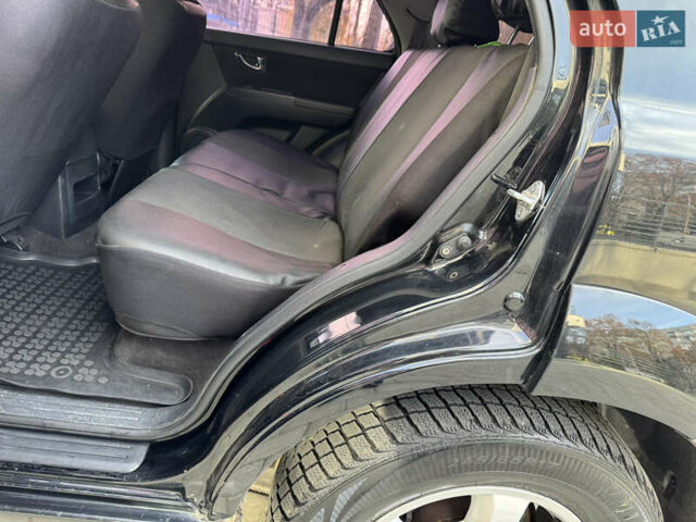 Черный Киа Соренто, объемом двигателя 2.5 л и пробегом 237 тыс. км за 5500 $, фото 10 на Automoto.ua