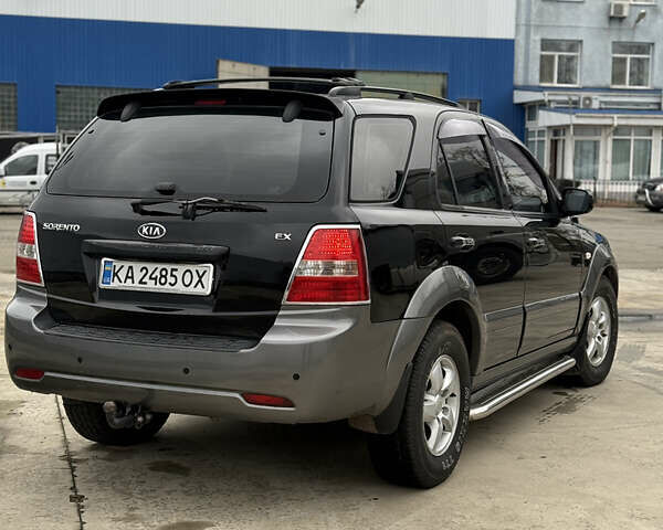 Черный Киа Соренто, объемом двигателя 2.5 л и пробегом 182 тыс. км за 8400 $, фото 4 на Automoto.ua