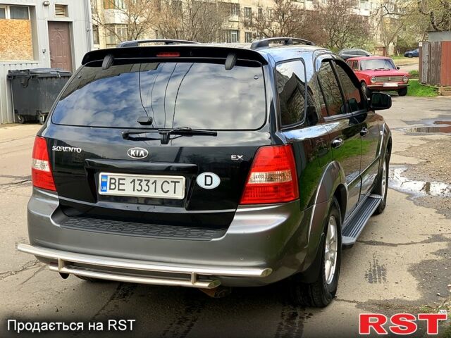 Черный Киа Соренто, объемом двигателя 2.5 л и пробегом 156 тыс. км за 9300 $, фото 5 на Automoto.ua