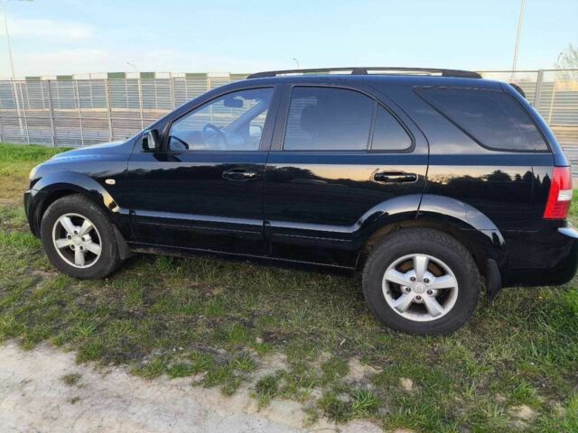 Черный Киа Соренто, объемом двигателя 2.5 л и пробегом 180 тыс. км за 1387 $, фото 8 на Automoto.ua