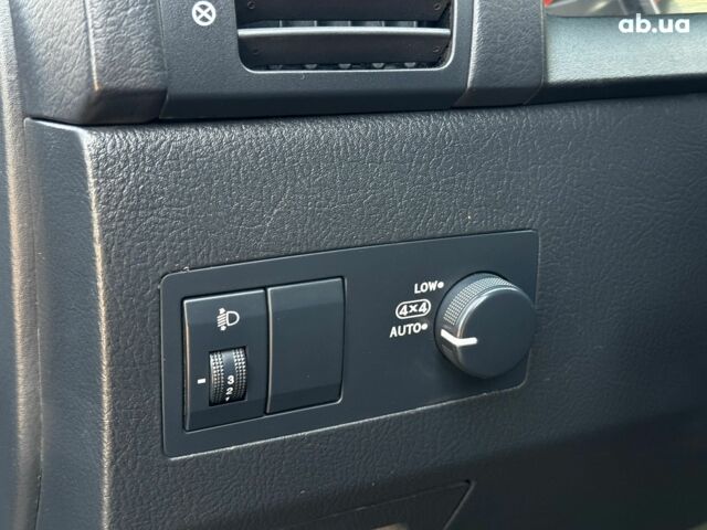 Черный Киа Соренто, объемом двигателя 2.5 л и пробегом 140 тыс. км за 8190 $, фото 14 на Automoto.ua