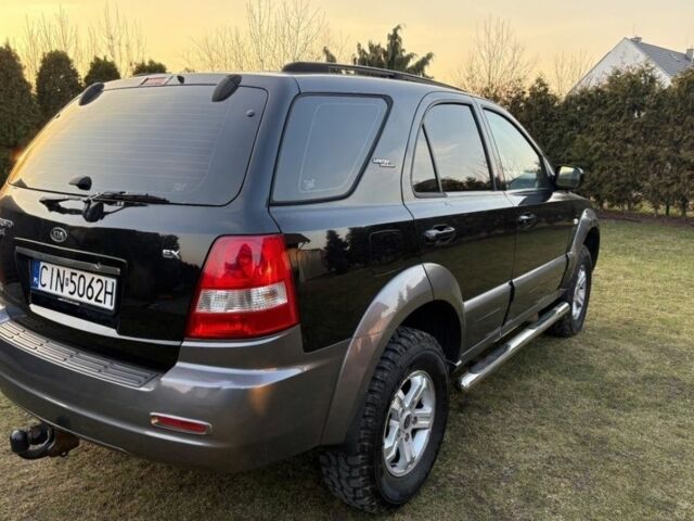 Чорний Кіа Соренто, об'ємом двигуна 2.5 л та пробігом 200 тис. км за 2143 $, фото 4 на Automoto.ua