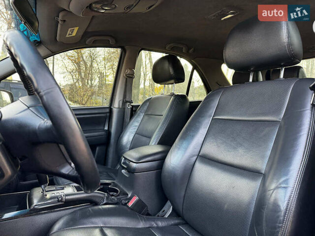 Черный Киа Соренто, объемом двигателя 2.5 л и пробегом 140 тыс. км за 8190 $, фото 16 на Automoto.ua