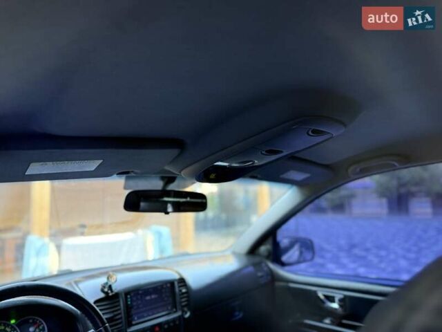 Черный Киа Соренто, объемом двигателя 2.5 л и пробегом 208 тыс. км за 8200 $, фото 45 на Automoto.ua
