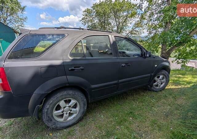 Киа Соренто 2008 в Верховине на Automoto.ua Черный Киа Соренто, объемом двигателя 2.5 л и пробегом 179 тыс. км за 6800 $, фото 5 на Automoto.ua