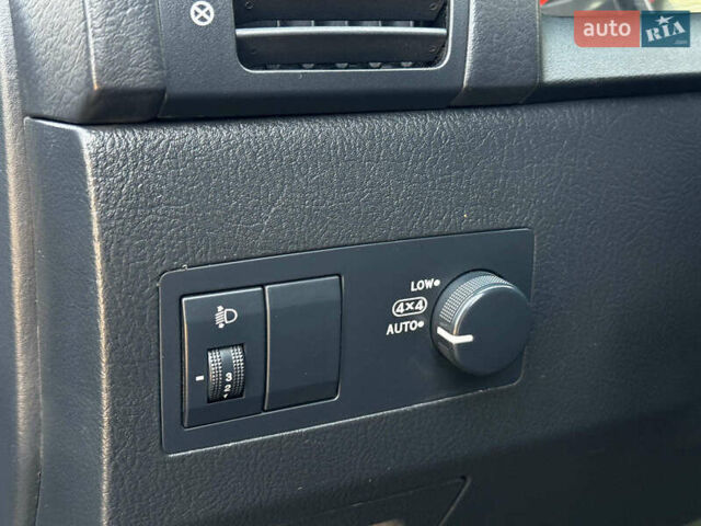 Черный Киа Соренто, объемом двигателя 2.5 л и пробегом 140 тыс. км за 8190 $, фото 14 на Automoto.ua