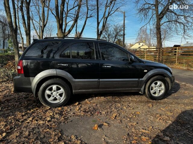 Черный Киа Соренто, объемом двигателя 2.5 л и пробегом 140 тыс. км за 8190 $, фото 5 на Automoto.ua