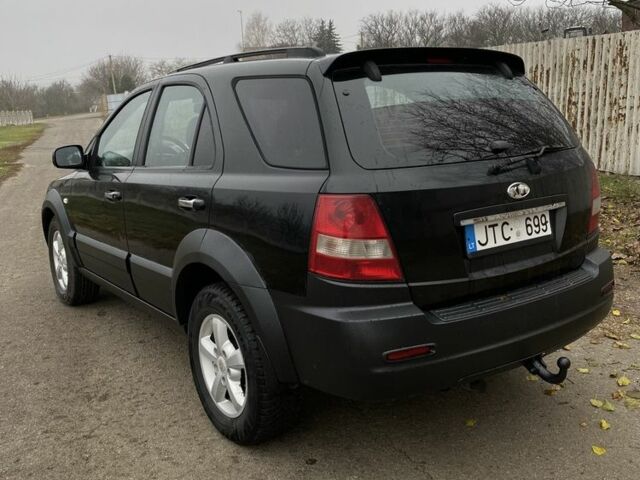 Чорний Кіа Соренто, об'ємом двигуна 2.5 л та пробігом 250 тис. км за 4100 $, фото 3 на Automoto.ua