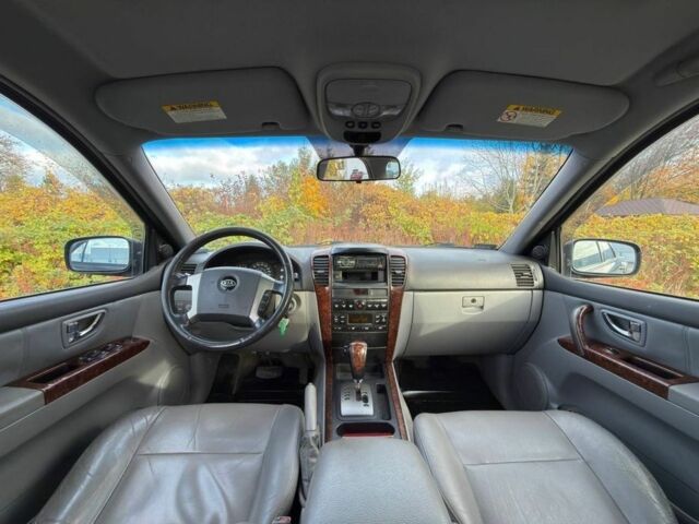 Чорний Кіа Соренто, об'ємом двигуна 3.5 л та пробігом 210 тис. км за 2850 $, фото 4 на Automoto.ua