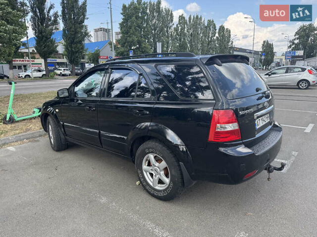 Черный Киа Соренто, объемом двигателя 2.5 л и пробегом 211 тыс. км за 8400 $, фото 1 на Automoto.ua