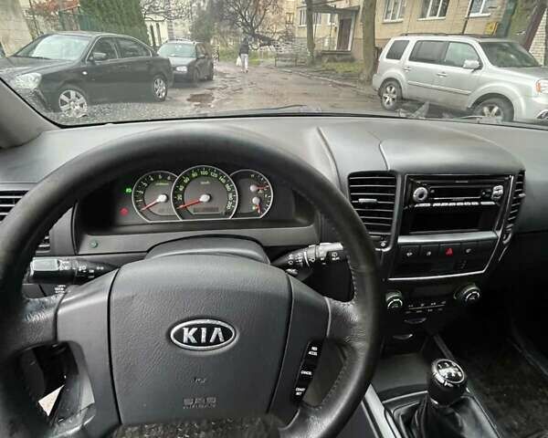Чорний Кіа Соренто, об'ємом двигуна 2.5 л та пробігом 242 тис. км за 7400 $, фото 34 на Automoto.ua