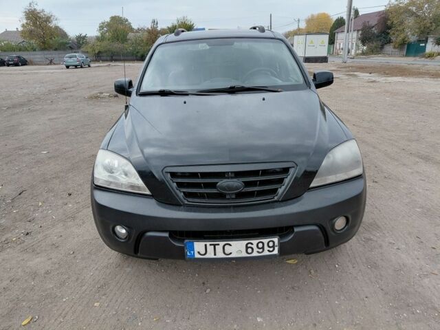 Черный Киа Соренто, объемом двигателя 2.5 л и пробегом 250 тыс. км за 3600 $, фото 1 на Automoto.ua