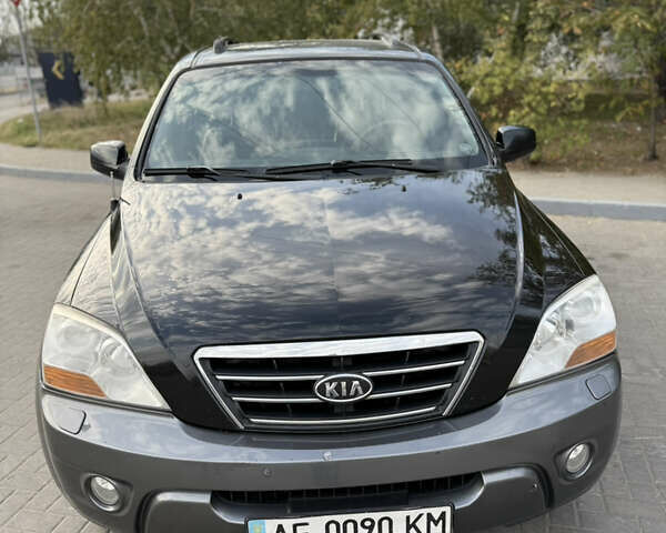 Черный Киа Соренто, объемом двигателя 2.5 л и пробегом 256 тыс. км за 8000 $, фото 5 на Automoto.ua