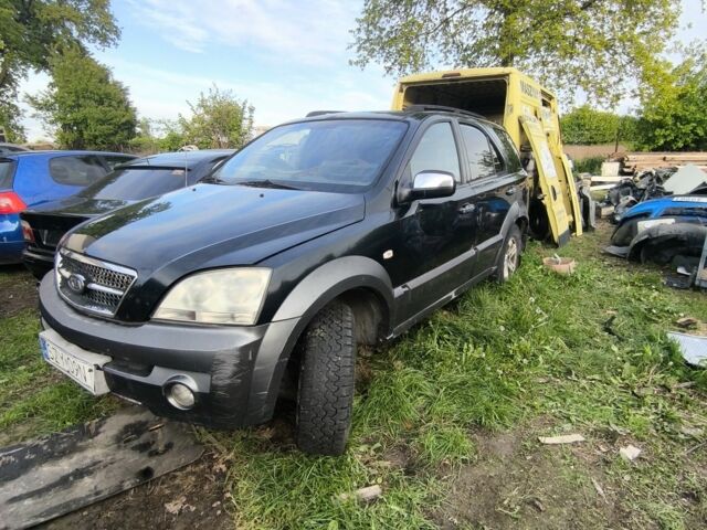 Черный Киа Соренто, объемом двигателя 2.5 л и пробегом 180 тыс. км за 1387 $, фото 22 на Automoto.ua