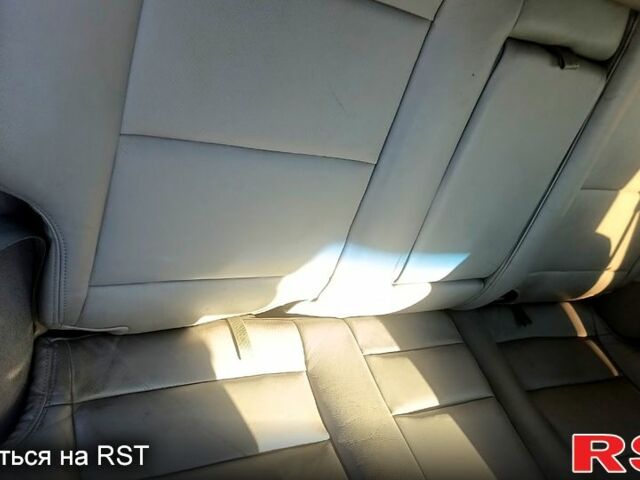 Черный Киа Соренто, объемом двигателя 3.5 л и пробегом 136 тыс. км за 2800 $, фото 5 на Automoto.ua