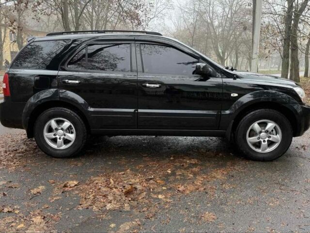 Черный Киа Соренто, объемом двигателя 2.5 л и пробегом 173 тыс. км за 9500 $, фото 3 на Automoto.ua