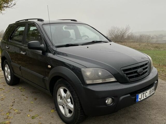 Чорний Кіа Соренто, об'ємом двигуна 2.5 л та пробігом 250 тис. км за 4100 $, фото 2 на Automoto.ua