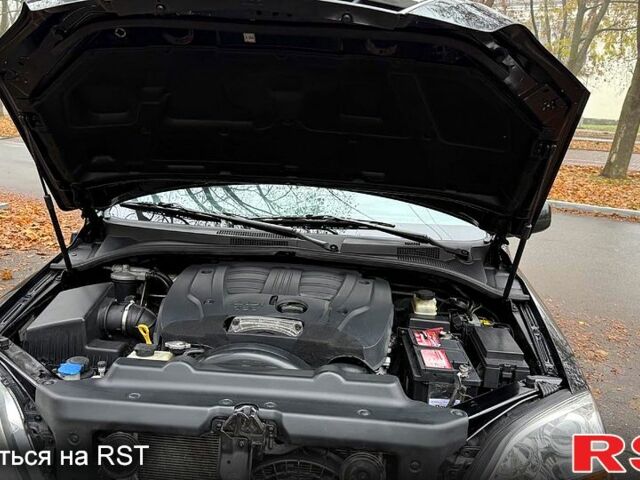 Черный Киа Соренто, объемом двигателя 2.5 л и пробегом 173 тыс. км за 9500 $, фото 12 на Automoto.ua