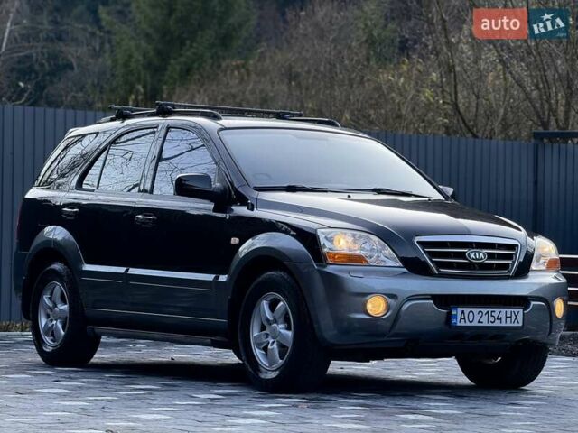 Черный Киа Соренто, объемом двигателя 2.5 л и пробегом 208 тыс. км за 8200 $, фото 3 на Automoto.ua