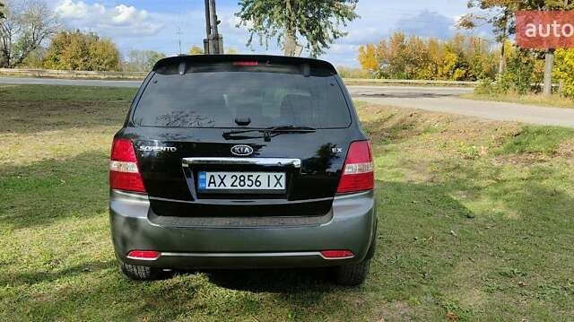 Чорний Кіа Соренто, об'ємом двигуна 2.5 л та пробігом 188 тис. км за 7800 $, фото 4 на Automoto.ua