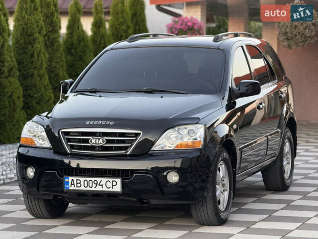 Черный Киа Соренто, объемом двигателя 2.5 л и пробегом 315 тыс. км за 8250 $, фото 3 на Automoto.ua