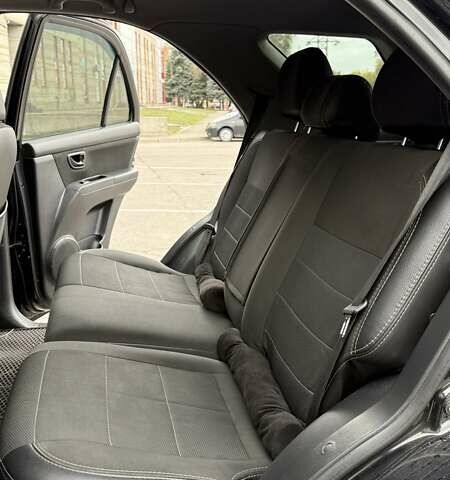 Чорний Кіа Соренто, об'ємом двигуна 2.5 л та пробігом 220 тис. км за 7000 $, фото 15 на Automoto.ua