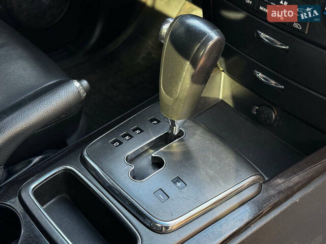 Черный Киа Соренто, объемом двигателя 2.5 л и пробегом 140 тыс. км за 8190 $, фото 30 на Automoto.ua