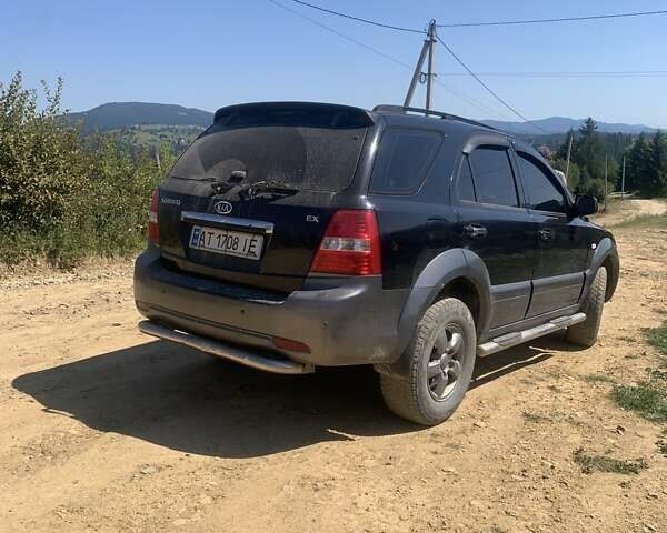 Черный Киа Соренто, объемом двигателя 2.5 л и пробегом 300 тыс. км за 7300 $, фото 2 на Automoto.ua