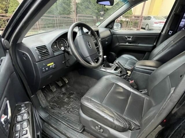 Чорний Кіа Соренто, об'ємом двигуна 2.5 л та пробігом 244 тис. км за 2601 $, фото 7 на Automoto.ua