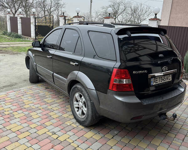 Чорний Кіа Соренто, об'ємом двигуна 3.3 л та пробігом 211 тис. км за 5750 $, фото 3 на Automoto.ua