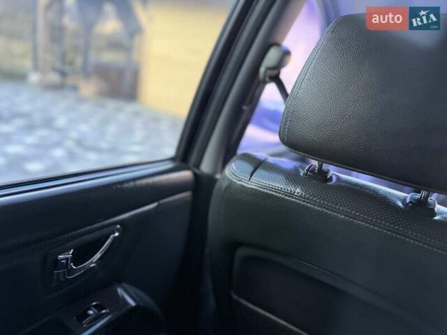 Черный Киа Соренто, объемом двигателя 2.5 л и пробегом 208 тыс. км за 8200 $, фото 61 на Automoto.ua