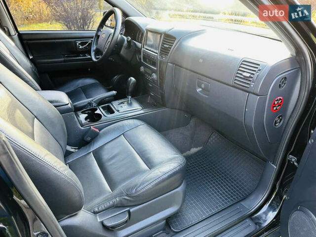 Черный Киа Соренто, объемом двигателя 2.5 л и пробегом 139 тыс. км за 8650 $, фото 32 на Automoto.ua