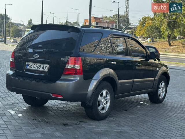 Чорний Кіа Соренто, об'ємом двигуна 2.5 л та пробігом 310 тис. км за 6900 $, фото 4 на Automoto.ua