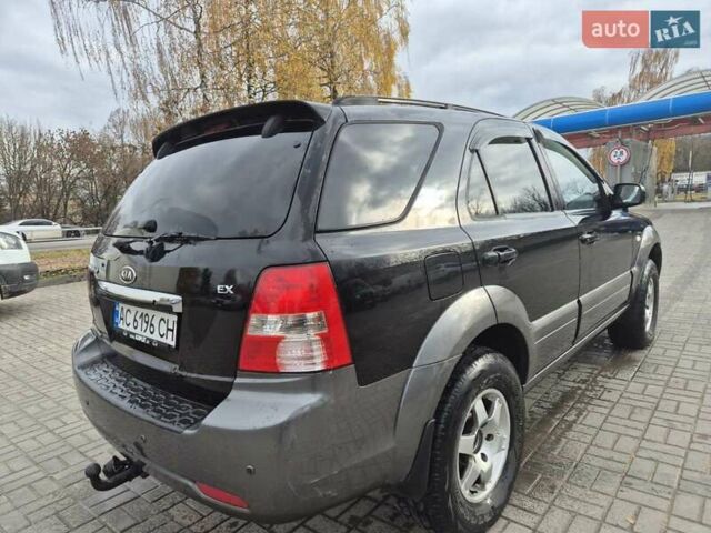 Черный Киа Соренто, объемом двигателя 2.5 л и пробегом 350 тыс. км за 3700 $, фото 6 на Automoto.ua