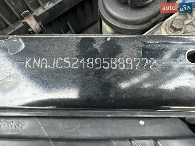 Черный Киа Соренто, объемом двигателя 2.5 л и пробегом 199 тыс. км за 10350 $, фото 14 на Automoto.ua