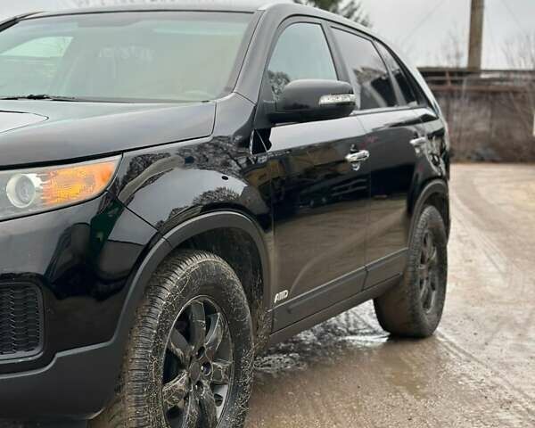 Черный Киа Соренто, объемом двигателя 2.36 л и пробегом 235 тыс. км за 8700 $, фото 4 на Automoto.ua