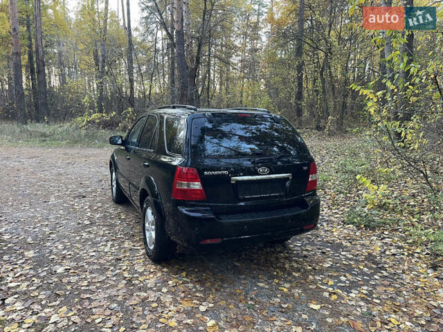 Чорний Кіа Соренто, об'ємом двигуна 2.5 л та пробігом 210 тис. км за 5500 $, фото 5 на Automoto.ua