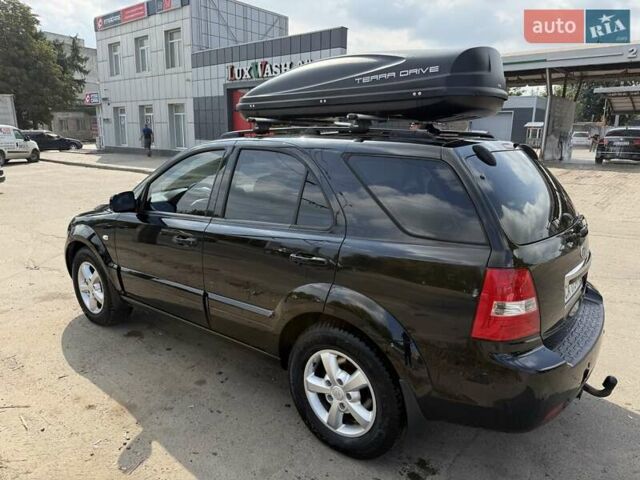 Черный Киа Соренто, объемом двигателя 2.5 л и пробегом 280 тыс. км за 6500 $, фото 3 на Automoto.ua