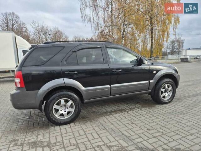 Черный Киа Соренто, объемом двигателя 2.5 л и пробегом 350 тыс. км за 3700 $, фото 8 на Automoto.ua