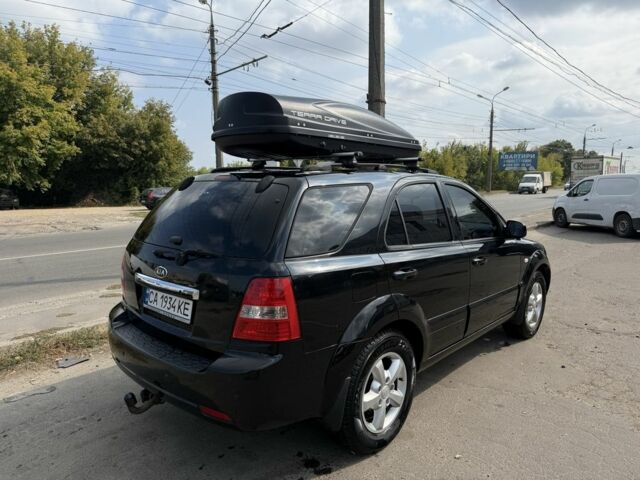 Черный Киа Соренто, объемом двигателя 2.5 л и пробегом 280 тыс. км за 6500 $, фото 4 на Automoto.ua